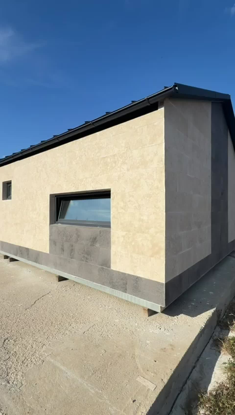Finished façade